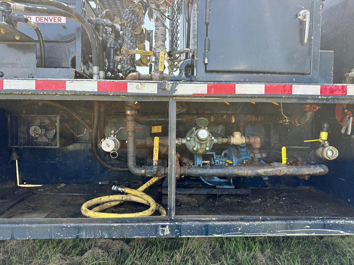 Used 2010 Peterbilt Acid Treater/ Kill Truck