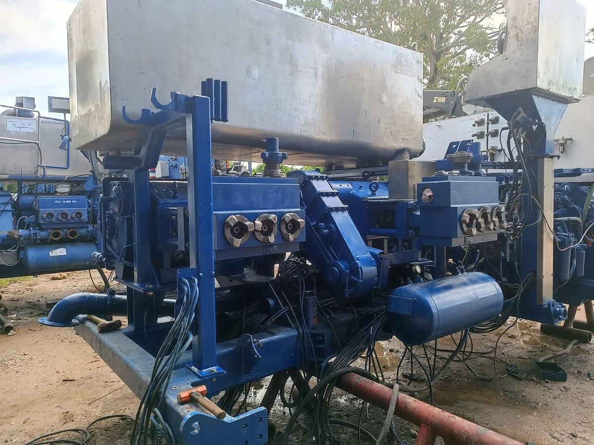 Refurbished 1990 SLB CPS-361 Twin Cementing Skid (6V)