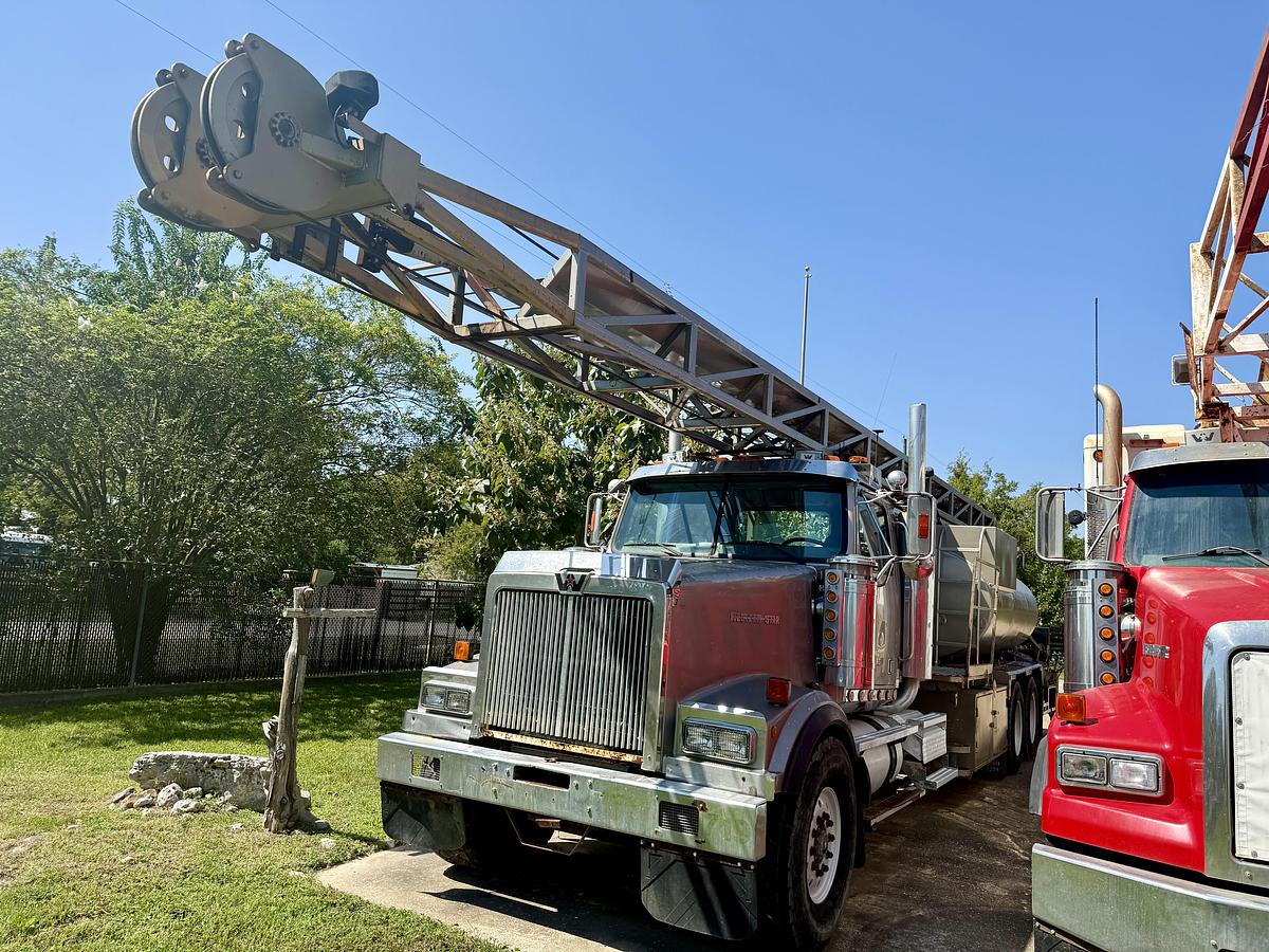 Used 2002 Western Star 4900 Flushby Unit