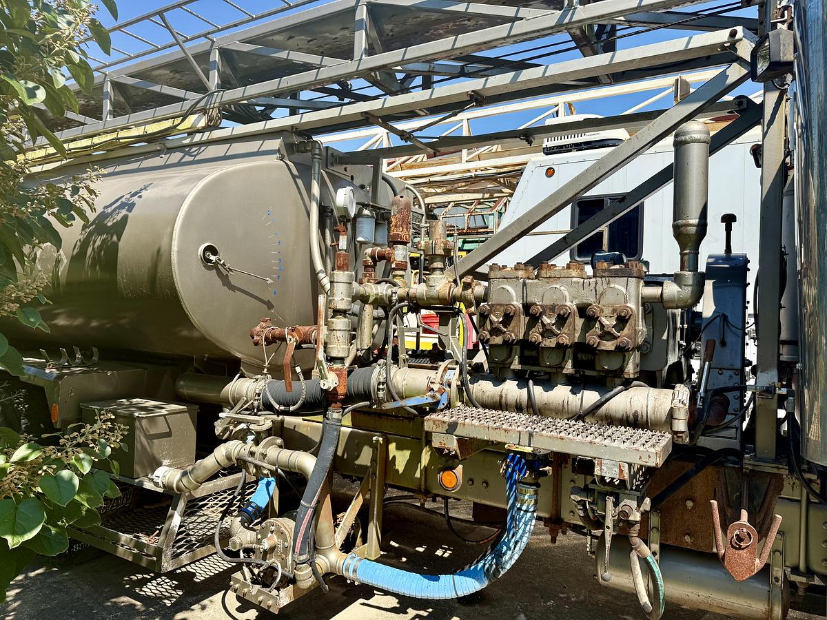 Used 2002 Western Star 4900 Flushby Unit