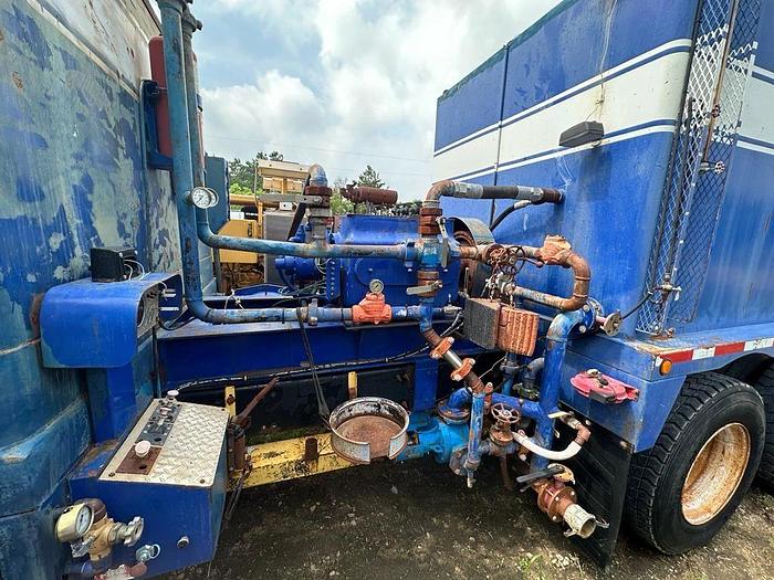 Used 2005 Volvo VHD RUSH Hot Oil Truck