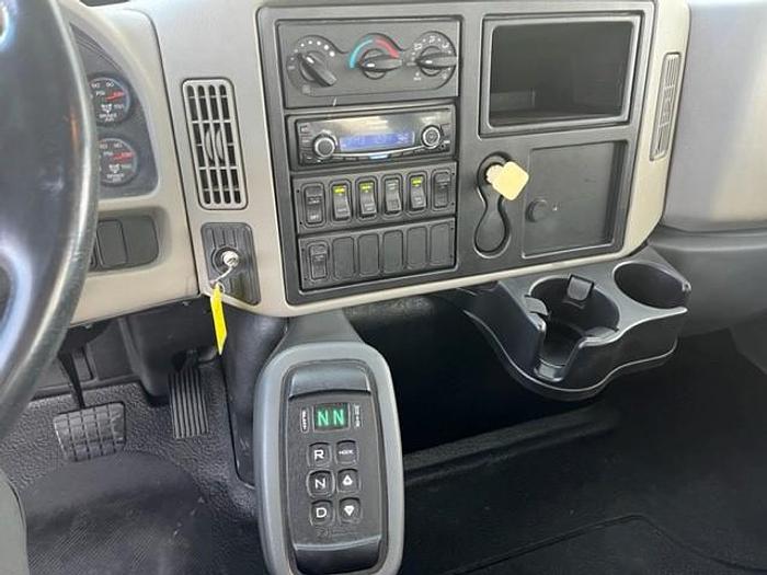 Used Versalift VST-5500SI 60ft Telescopic Bucket Boom on 2014 International 4300 SBA Reg Cab