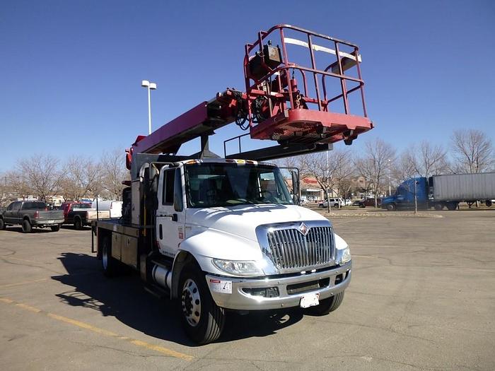 Used 2011 International 4300 Elliott L60R Sign Crane - M97776