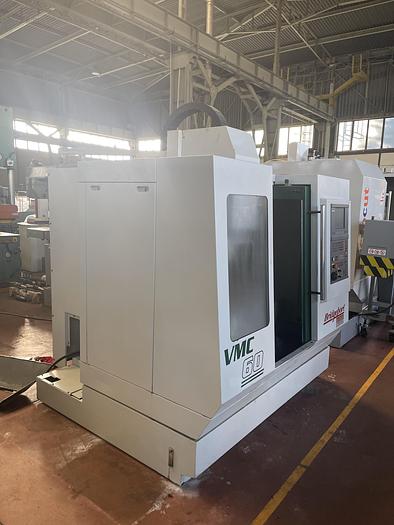 Ottime Centro di Lavoro Verticale BRIDGEPORT VMC 600