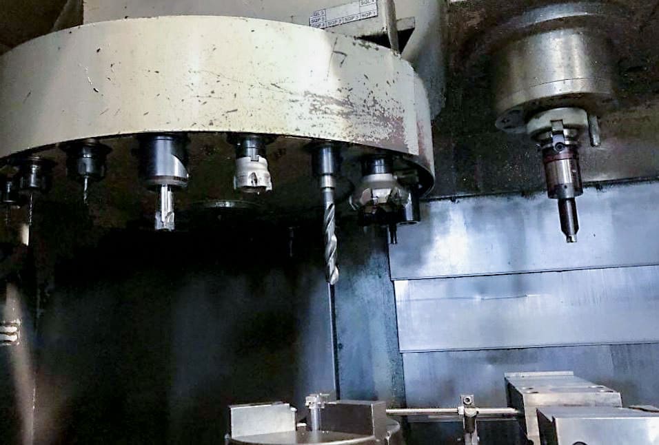 Used Yang Eagle SMV-1000 - CNC Vertical machining centers - 2000