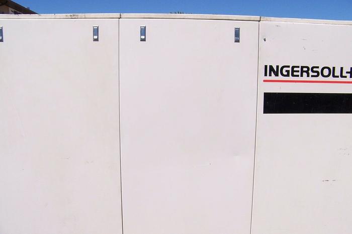 Used Ingersoll Rand EP200S 200 hp. Rotary Screw Air compressor airend warranty