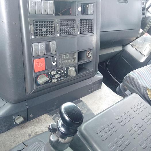 Used 2000 IVECO Eurotech 440E42 manual injector pump tractor unit