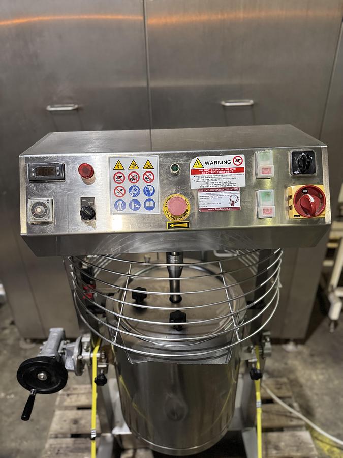Used 2012 De Danieli C302EI Oil Jacketed Tilting Cooker Tank