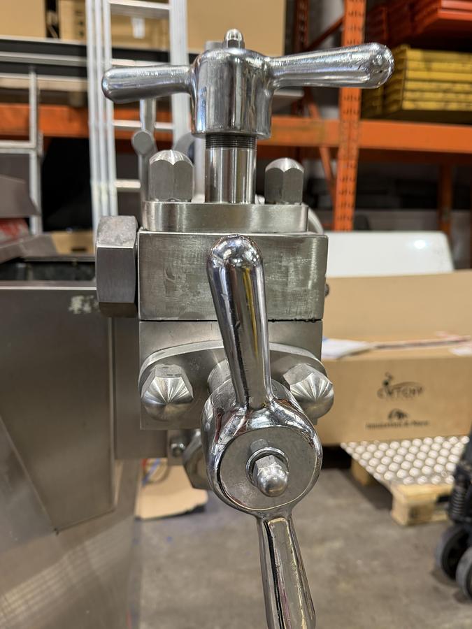 Used APV Gaulin 24-8B High Pressure Homogeniser – 900 L/H – 550 Bar