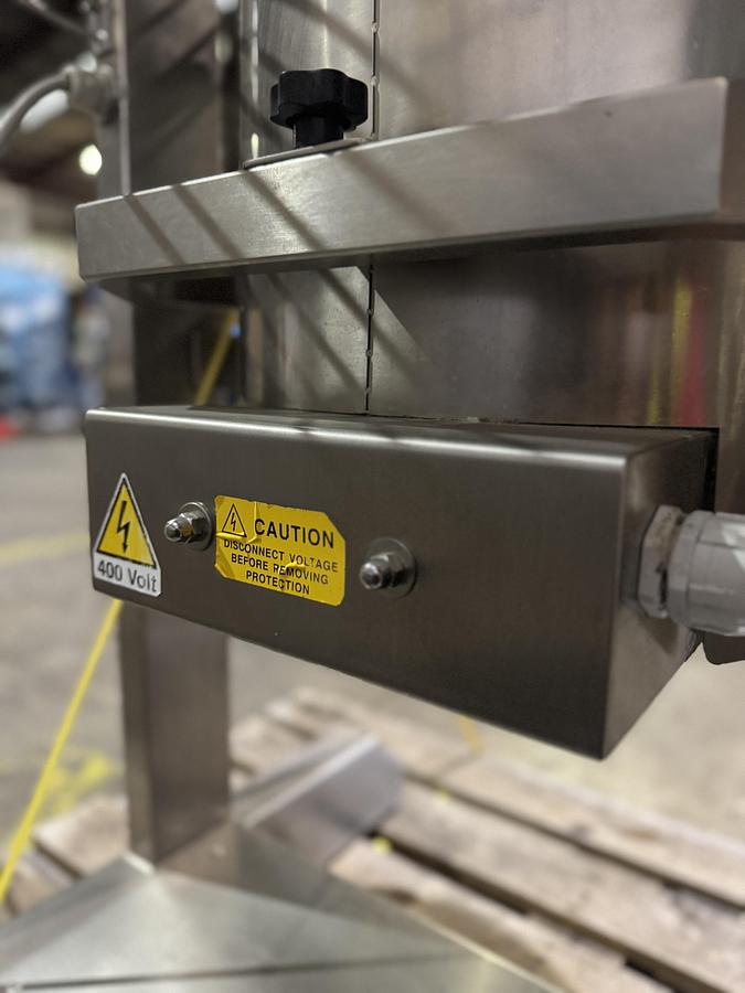 Used 2012 De Danieli C302EI Oil Jacketed Tilting Cooker Tank