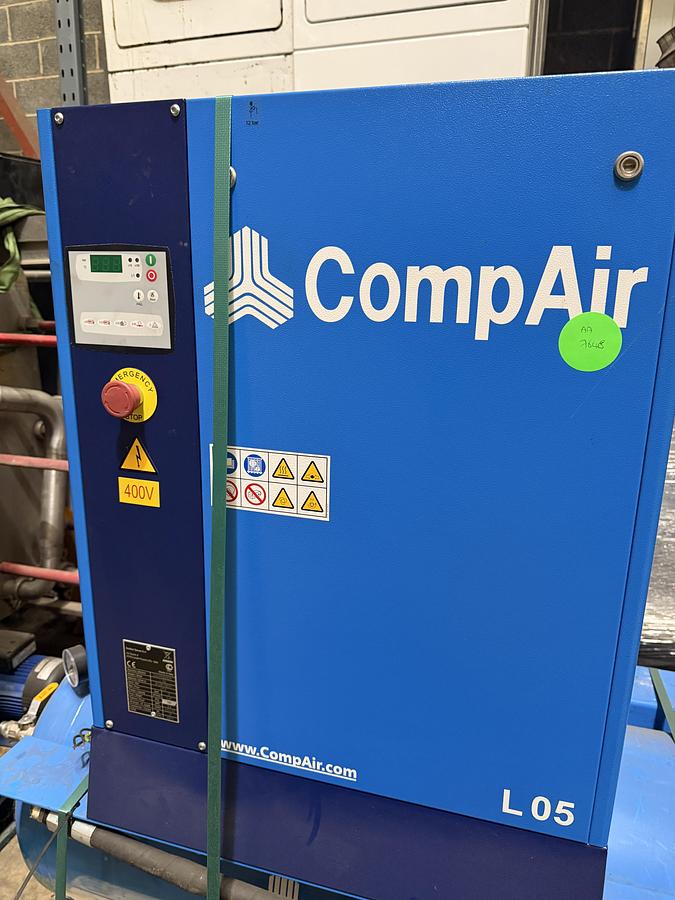Used CompAir L05 Rotary Screw Air Compressor – 5.5kW – 10 Bar – 2015