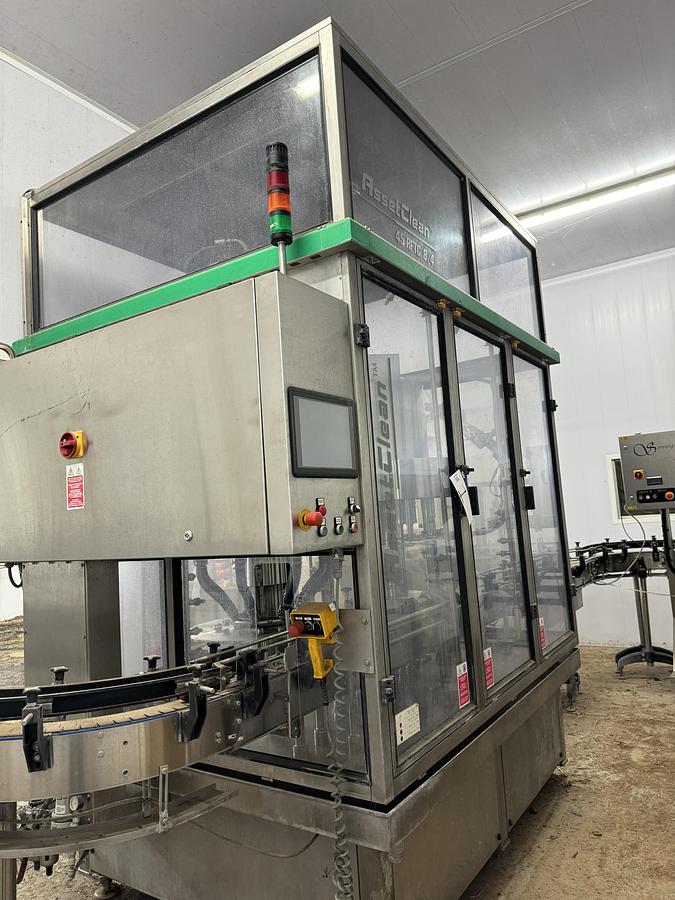 Used 9/3 Rotary Filling line with Integrated Capper 