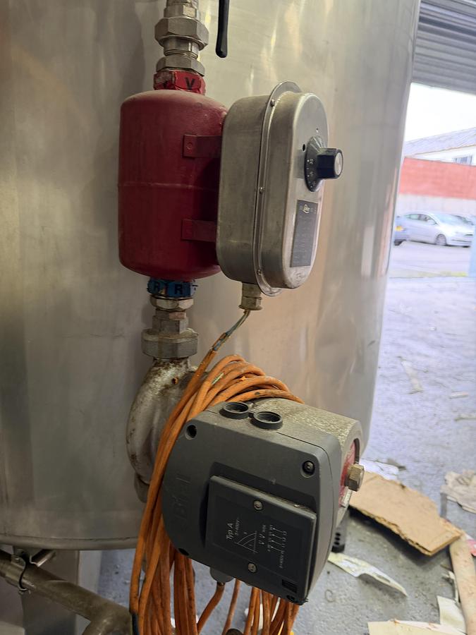 Used 1300 L Stainless Steel Jacketed Process Tank – Anlagenbau AG (Switzerland)