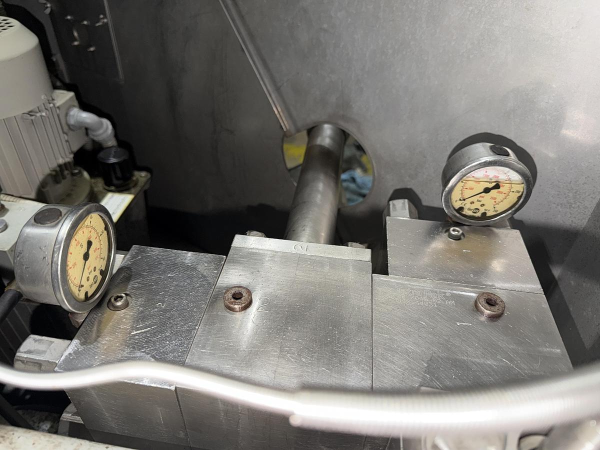 Used 3,633 to 7,950 LPH Tetra Pak Alex 25 Two-Stage High-Pressure Homogeniser