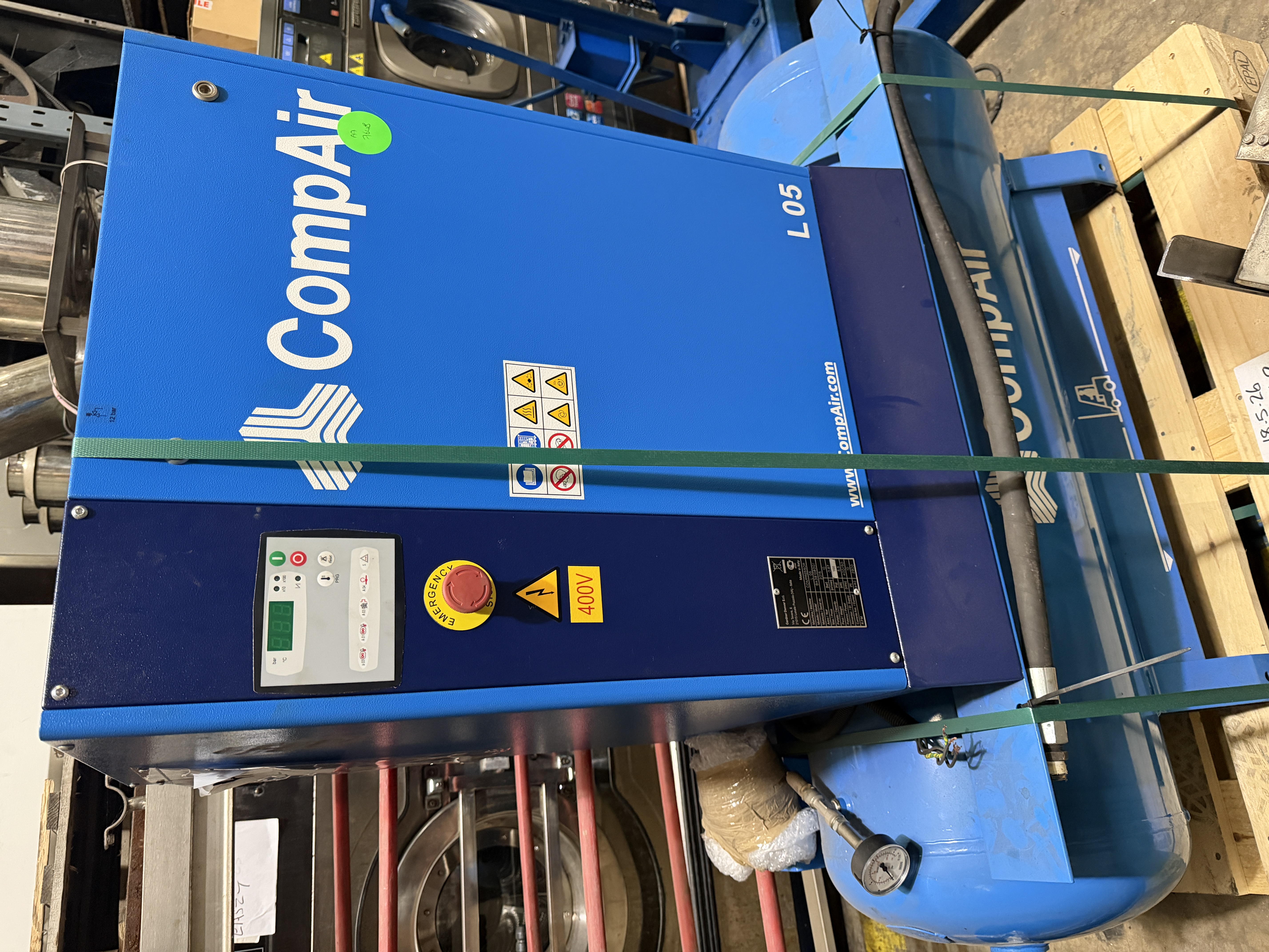Used CompAir L05 Rotary Screw Air Compressor – 5.5kW – 10 Bar – 2015