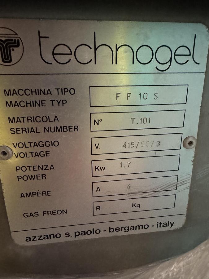 Used Technogel Fruit Ingredient Feeder 