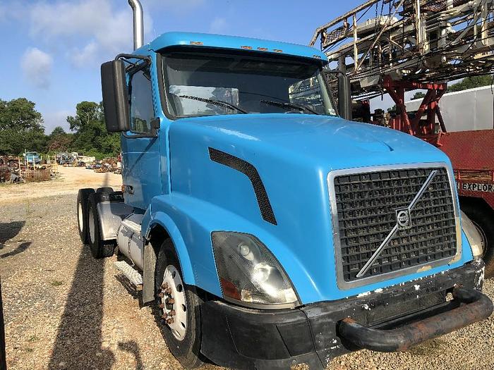 Used 2006 Volvo VNL