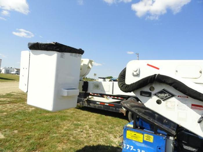 Used 2013 skylift/ versalift SUPER ARBORIST 53/VST521