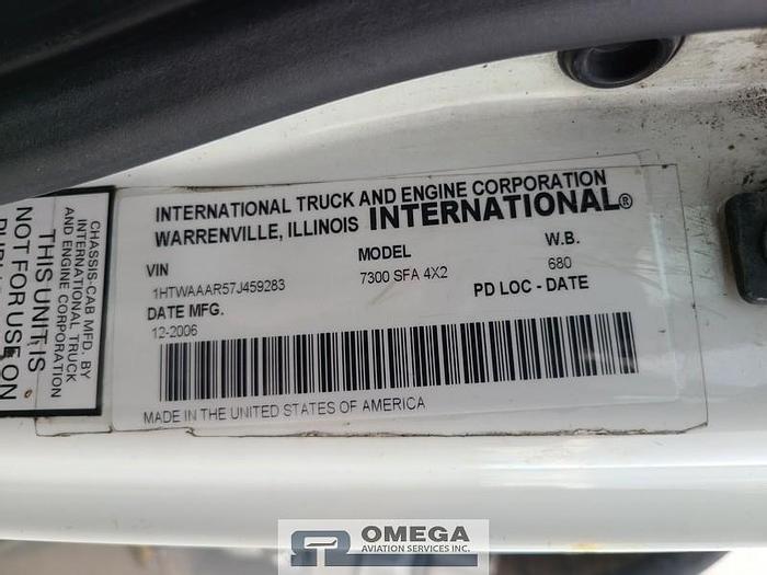 Used Unit #: 9283 - 2007 Garsite 5,000 Gallon Jet A Fuel Truck.
International 7300 Chassis