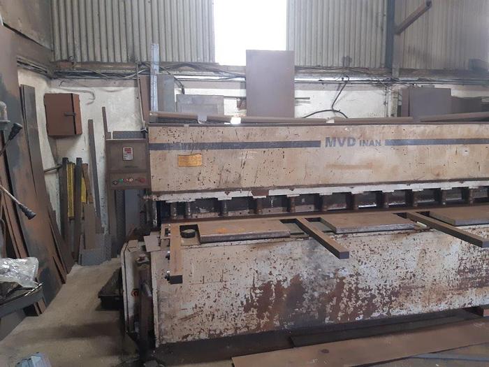 Used 1997 MVD Inan HGM 3006 3m x 6mm Hydraulic Guillotine
