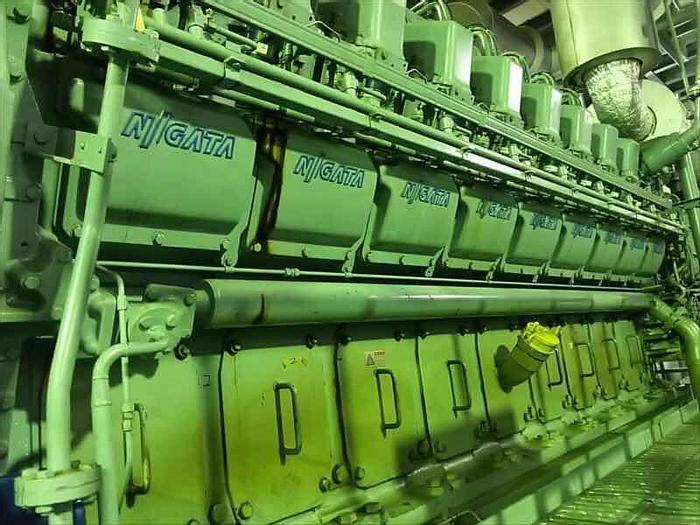 Used Niigata 18V22AG gas generator 50 Hz sets in excellent working condition.