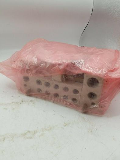 SMC H.H. Barnum HHB-134648