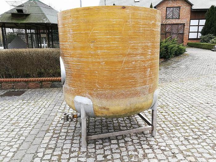 Używane Zbiornik z tworzywa sztucznego - 3.200 l