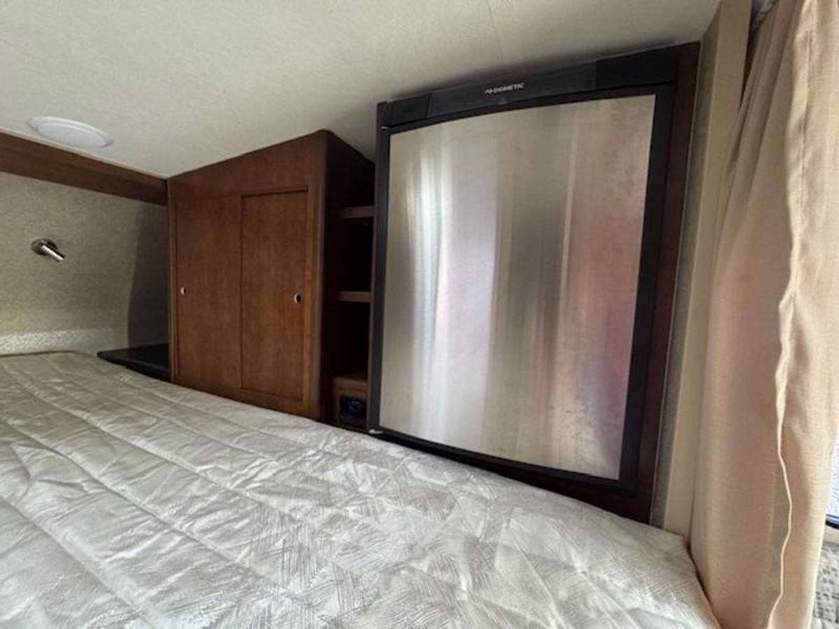 Used 2019 Lance  Truck Camper 650