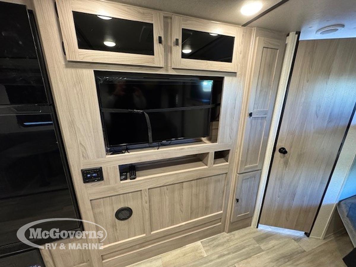 Used 2024 Coachmen 2963BH Northen Spirit