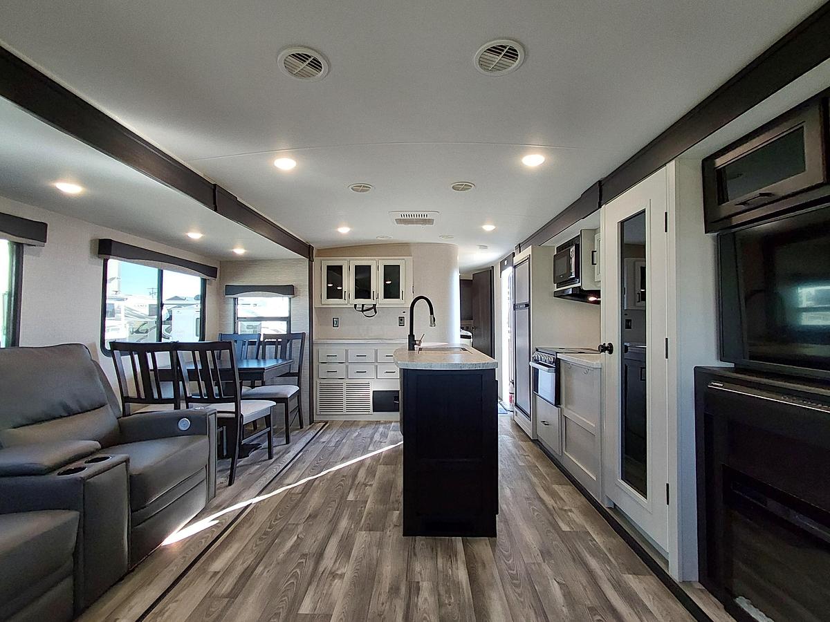 Used Highland Ridge RV Open Range Light 275RLS