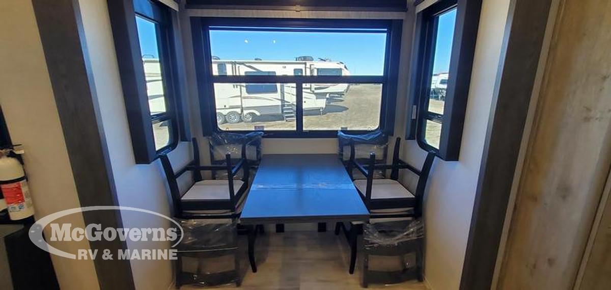 2024 Keystone RV Alpine 3700FL