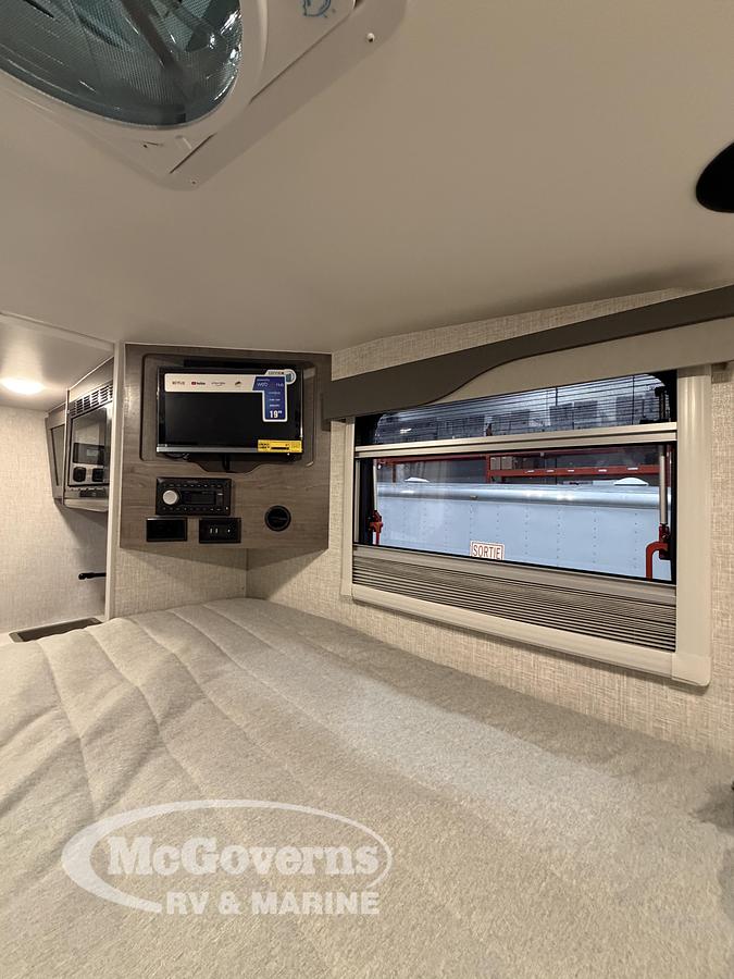 2026 Lance Truck Camper 650