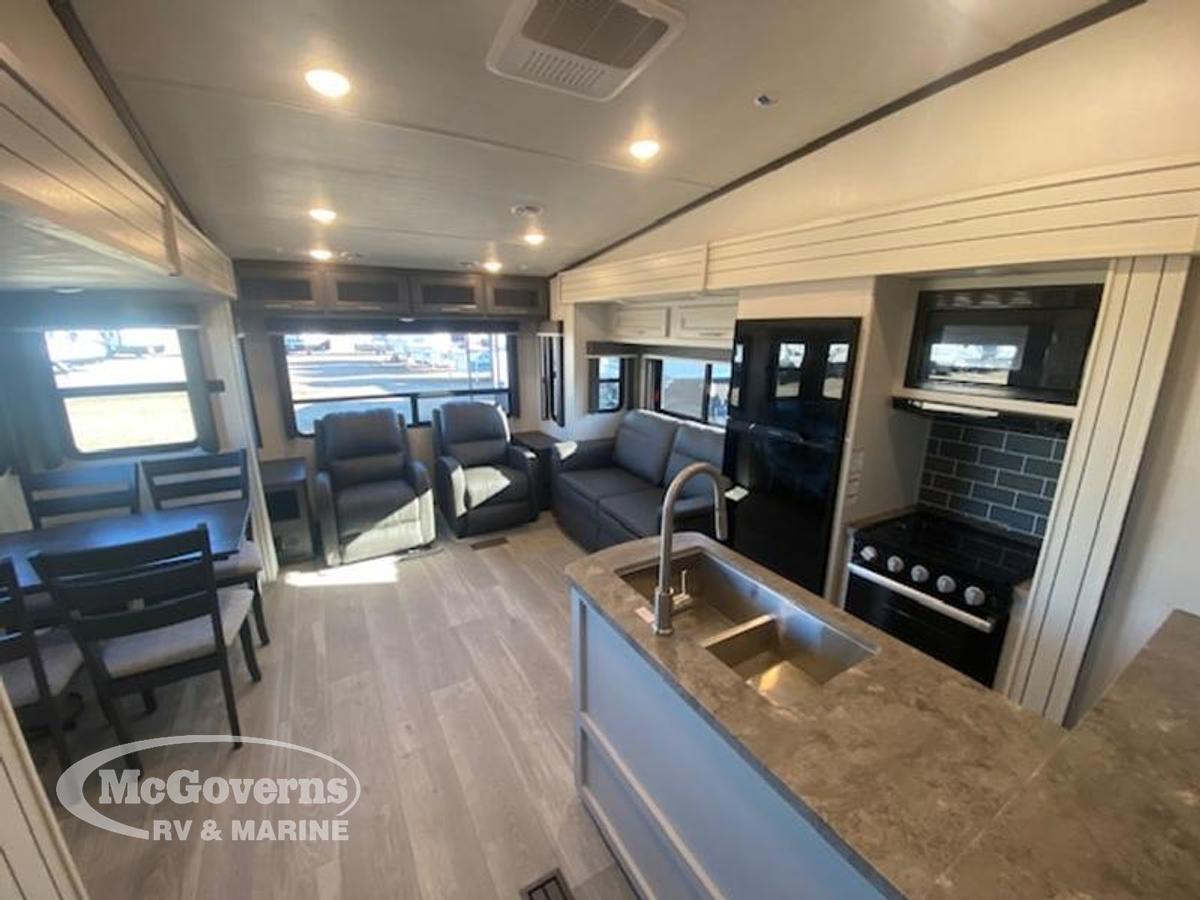 2024 Keystone RV Cougar Half-Ton 27SGS