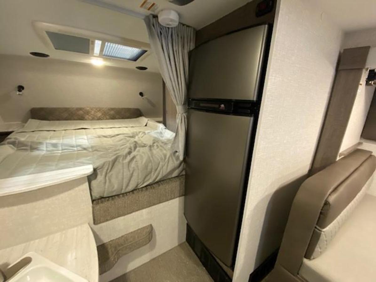 2023 Lance Truck Campers Short Bed 855S