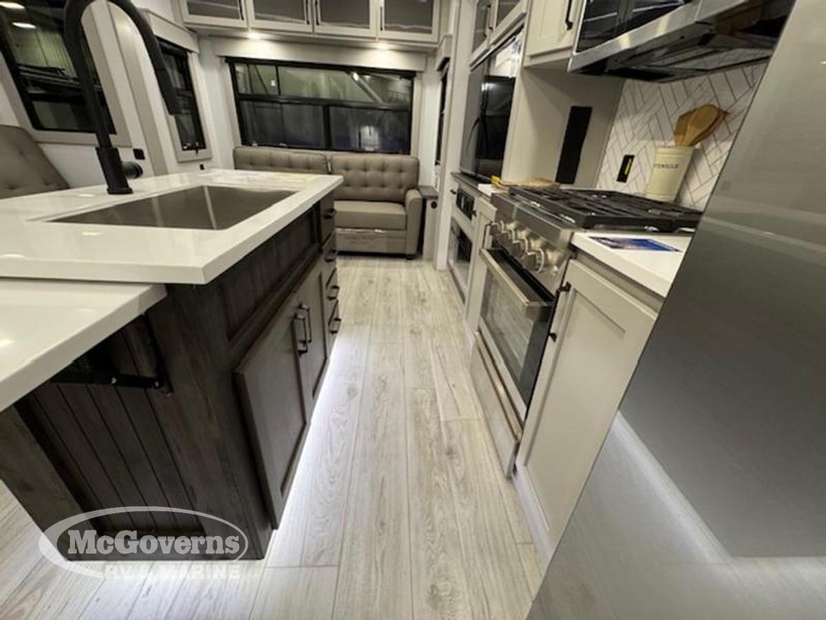 2025 Keystone RV Montana High Country 295RL