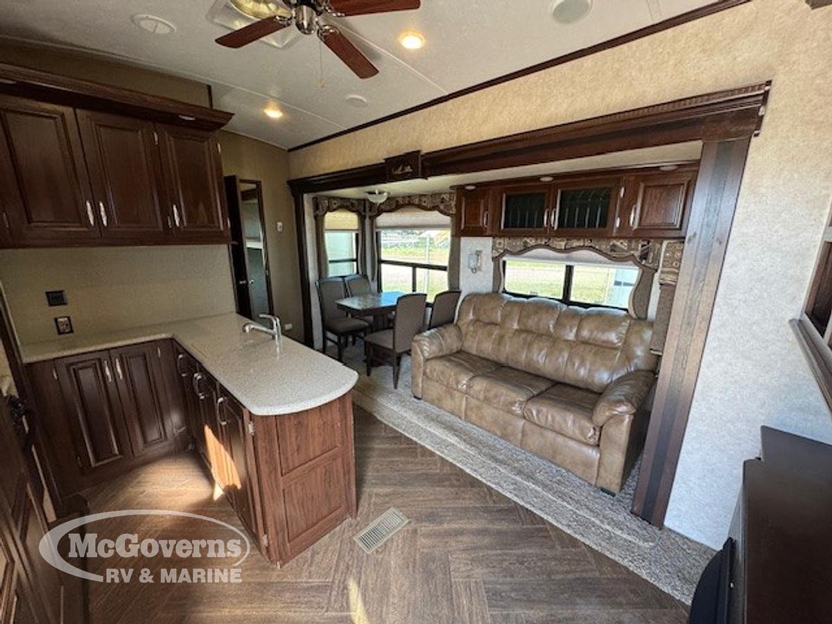 Used 2015 Keystone RV Keystone Mountaineer Mountaineer 356TBF - Dealer Stock