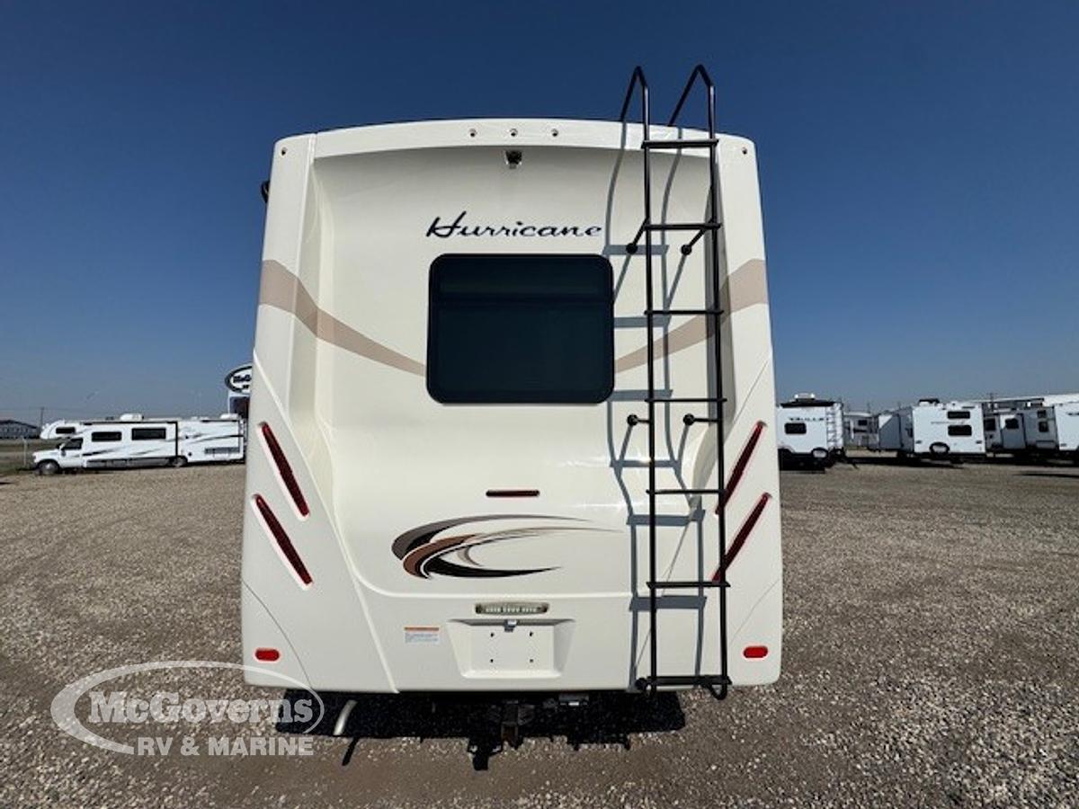 Used 2018 Thor Motor Coach Hurricane 29M