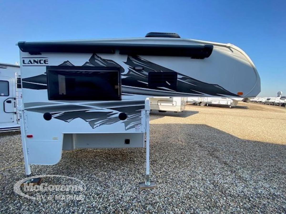 2023 Lance Truck Campers Short Bed 650