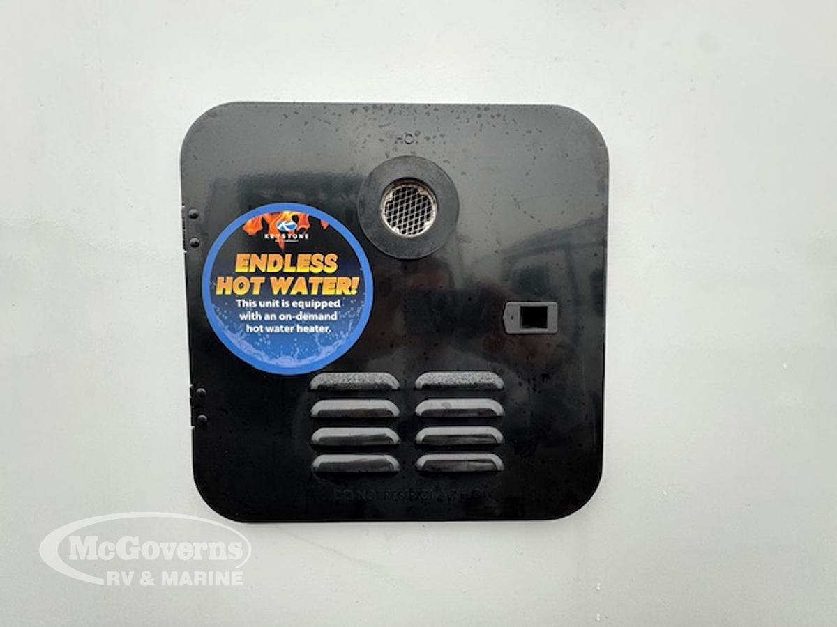 2025 Keystone RV Retreat 391HBDL