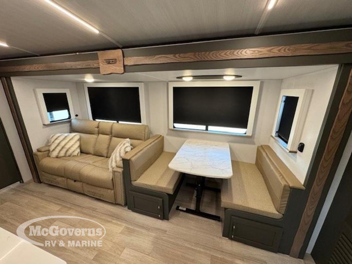 2025 Keystone RV Bullet Premium 330BKQ