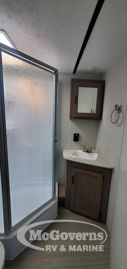 Used 2021 Keystone RV Hideout 30BHKSWE