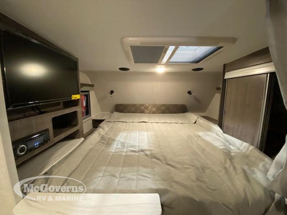2023 Lance Truck Campers Short Bed 855S