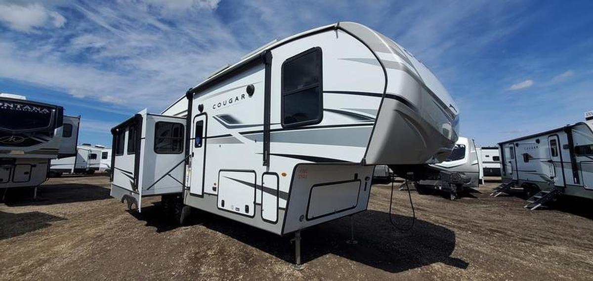 2025 Keystone RV Cougar Half-Ton 29RLI