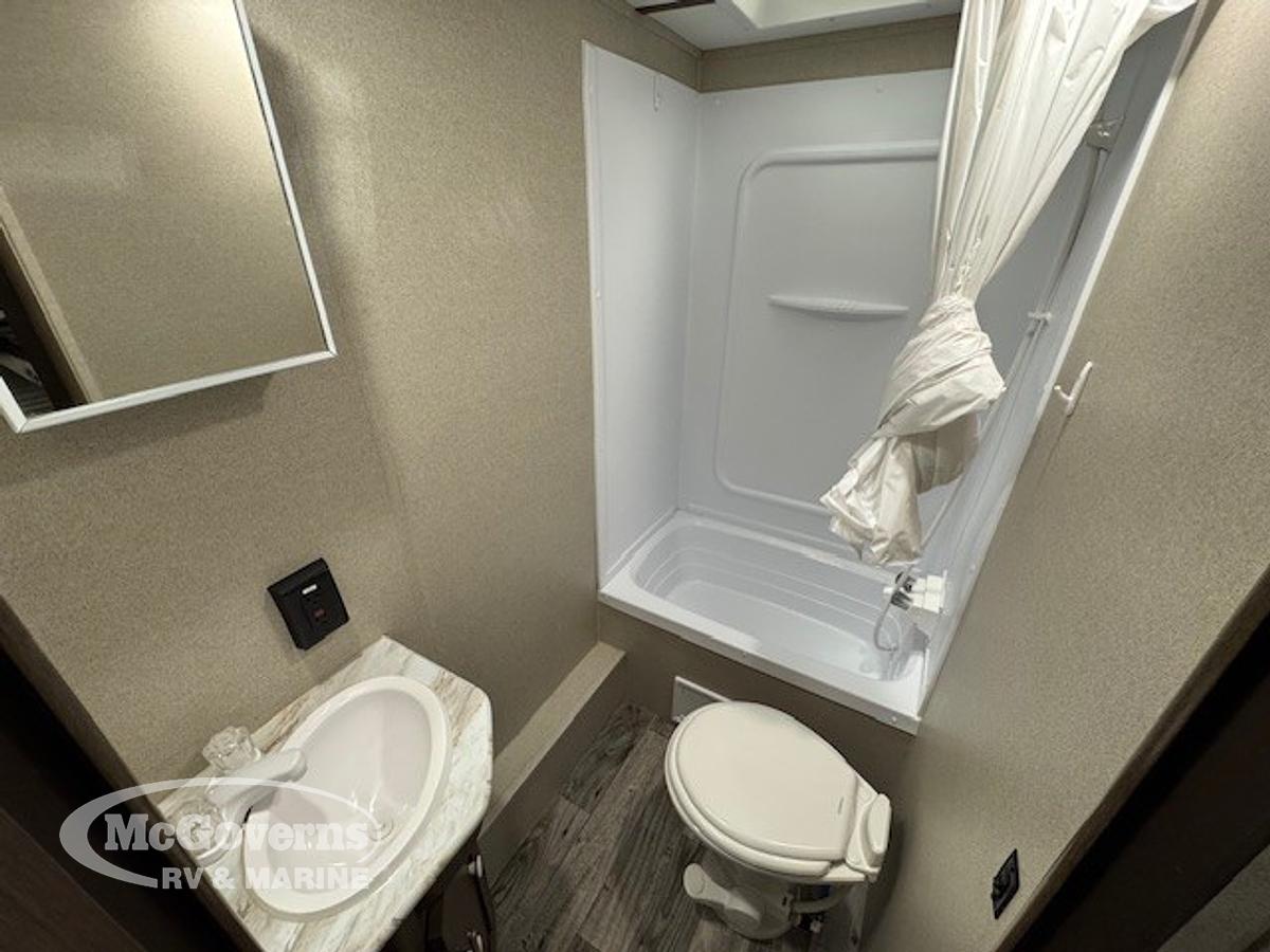 Used 2020 Keystone RV Hideout 26LHS