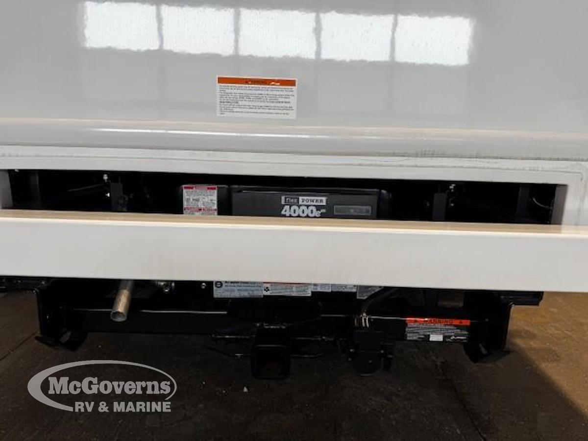 2026 Thor Motor Coach Four Winds 19z