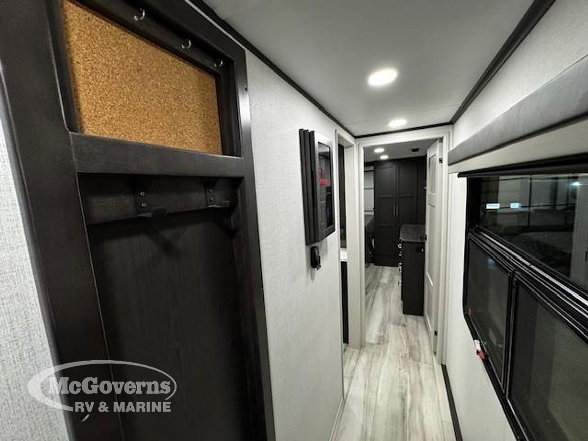 2026 Keystone RV Avalanche 379MB