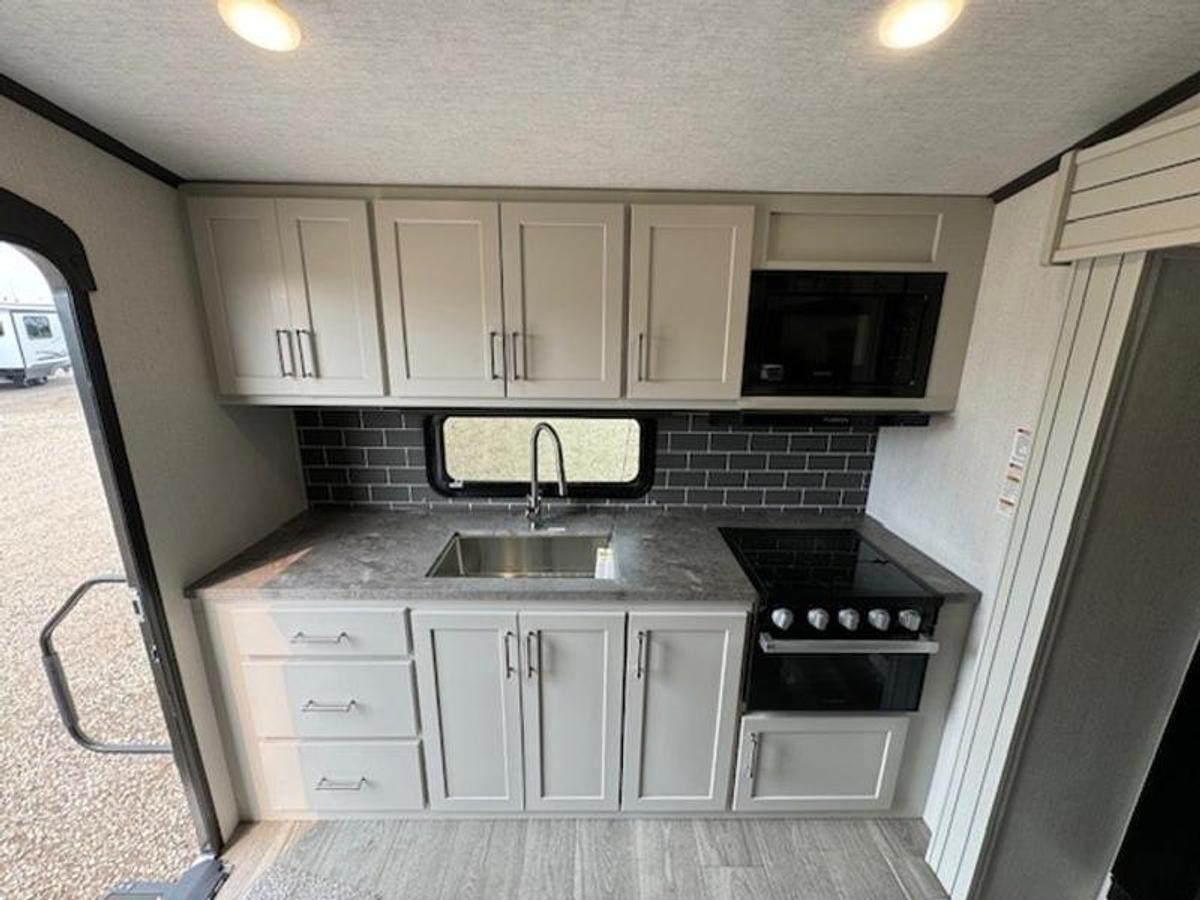 2025 Keystone RV Keystone Cougar COUGAR 2100RK