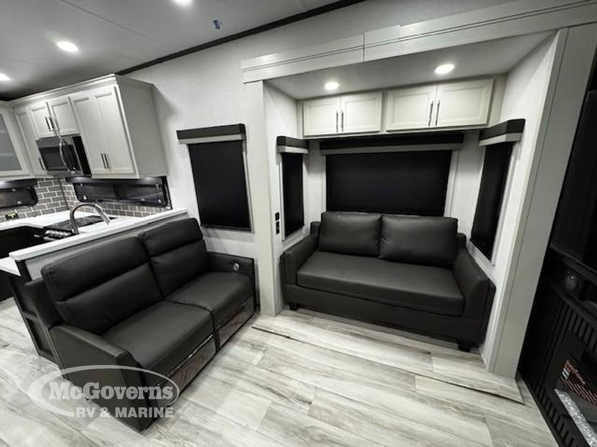 2026 Keystone RV Avalanche 379MB