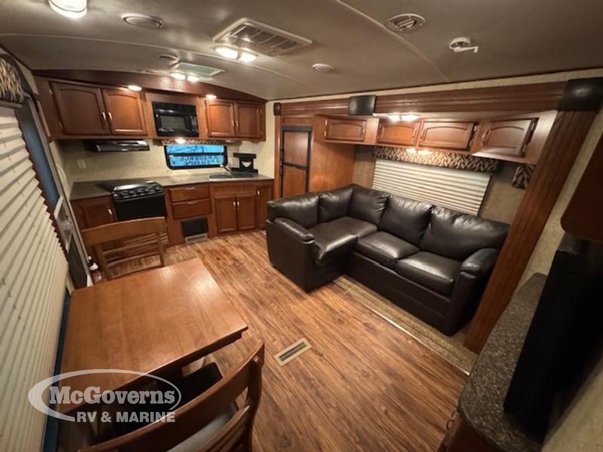 Used 2013 Winnebago  Winnebago 26RK