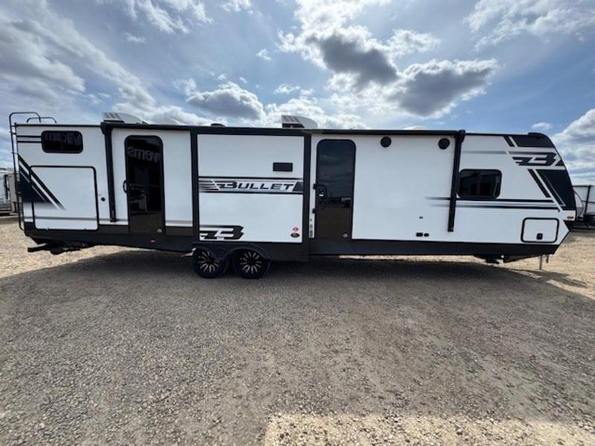 2025 Keystone RV Bullet Premium 330BKQ